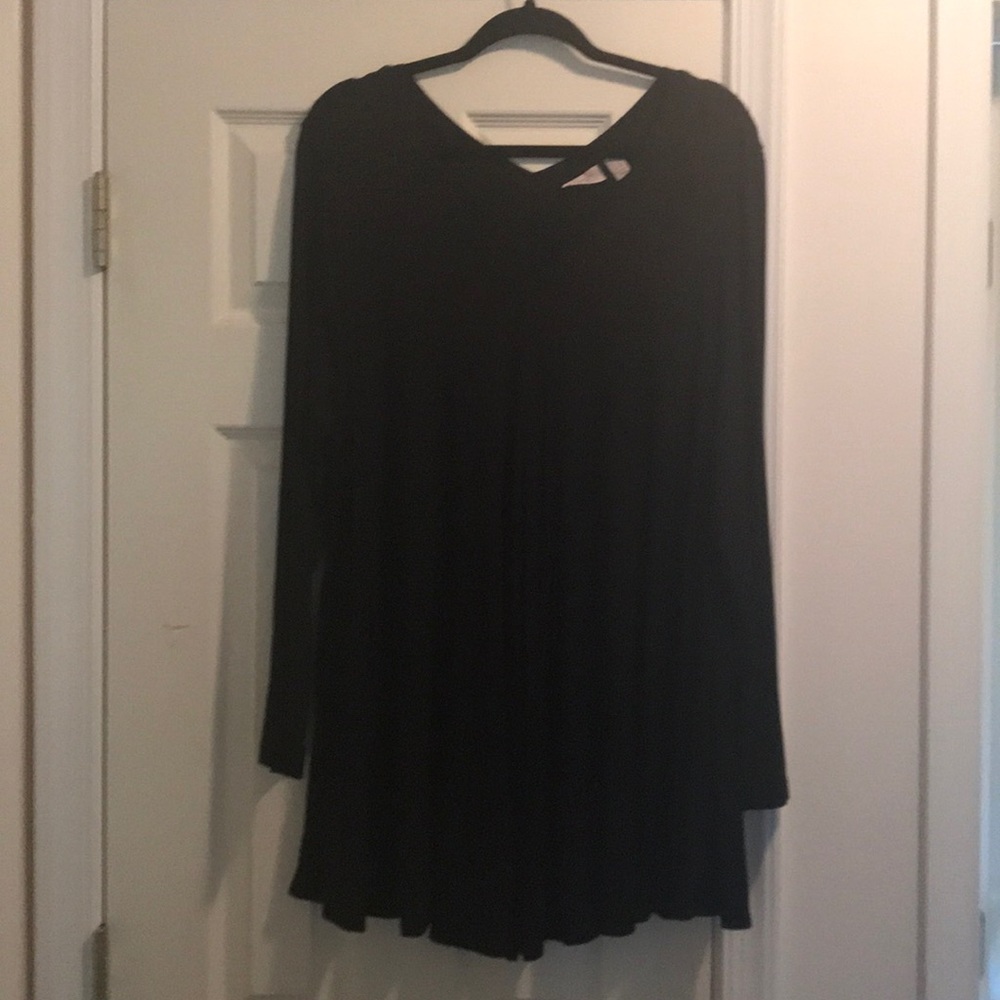 LOGO Knit V-neck Top